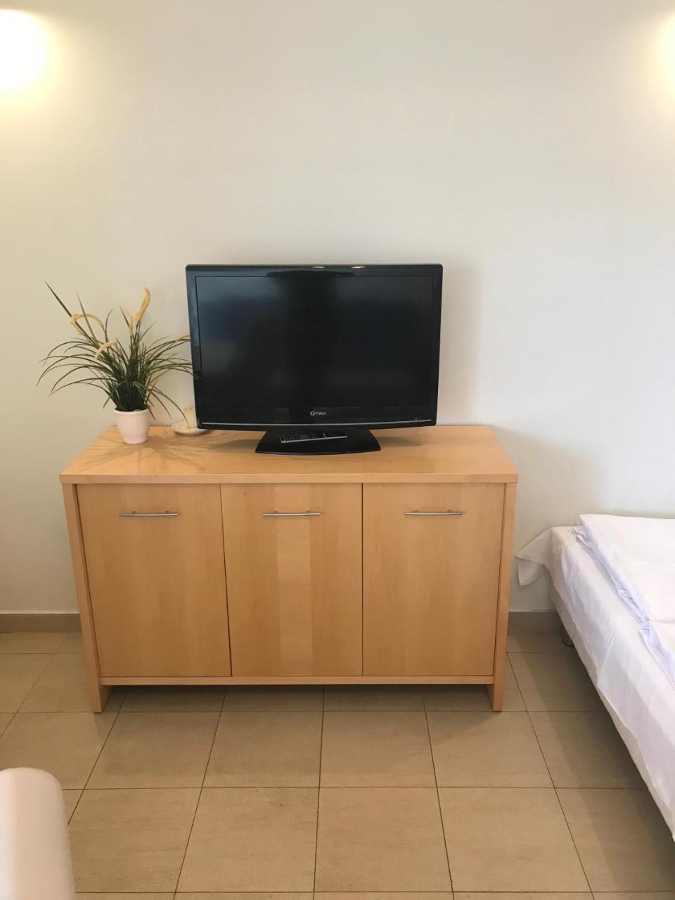Baltic Vip Apartamenty Przy Morzu Реваль Экстерьер фото