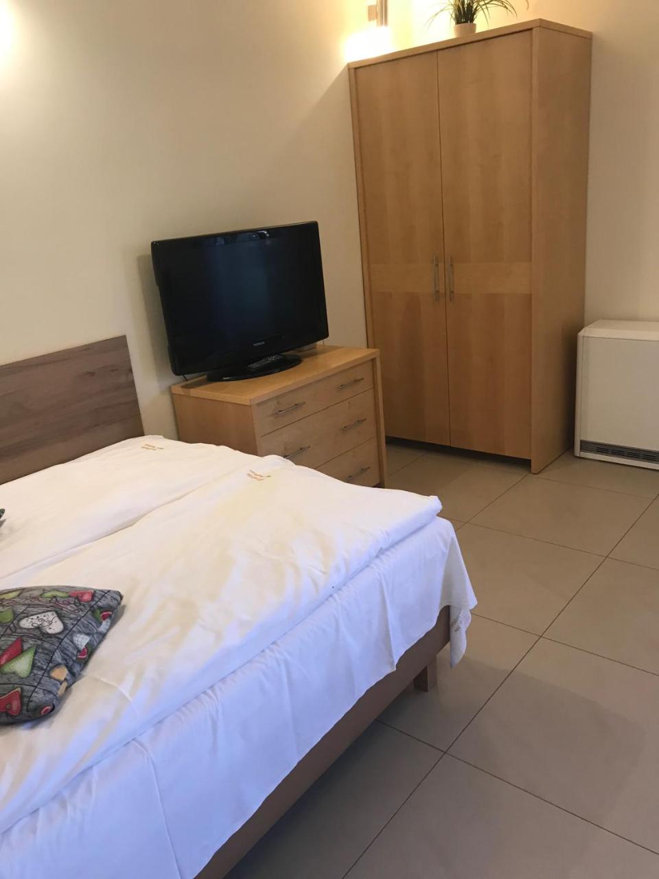 Baltic Vip Apartamenty Przy Morzu Реваль Экстерьер фото